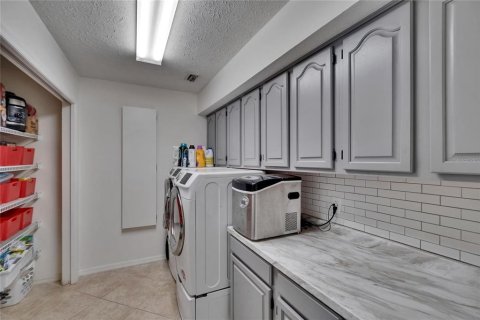 Casa en venta en Valrico, Florida, 5 dormitorios, 289.11 m2 № 1680486 - foto 19