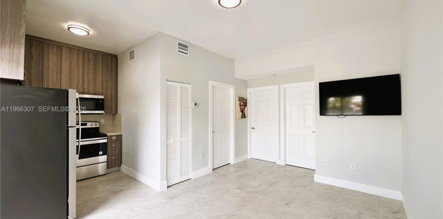 Appartement à Miami, Floride 2 chambres, 58.81 m2 № 2028122