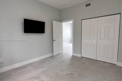 Appartement à louer à Miami, Floride: 2 chambres, 58.81 m2 № 2028122 - photo 6