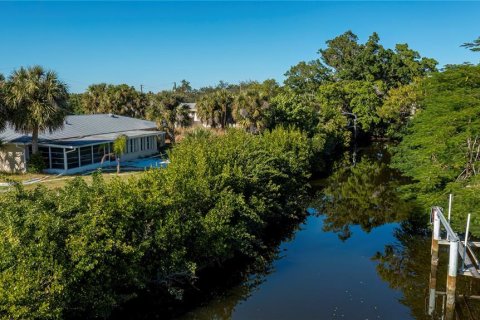 Casa en Punta Gorda, Florida 3 dormitorios, 170.94 m2 № 2108014