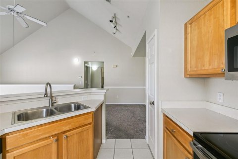 Copropriété à vendre à Orlando, Floride: 3 chambres, 111.67 m2 № 2205672 - photo 12