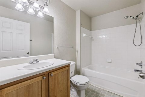 Copropriété à vendre à Orlando, Floride: 3 chambres, 111.67 m2 № 2205672 - photo 24