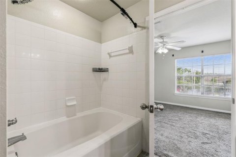 Copropriété à vendre à Orlando, Floride: 3 chambres, 111.67 m2 № 2205672 - photo 22