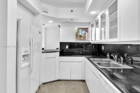 Copropriété à louer à Miami Beach, Floride: 1 chambre, 74.32 m2 № 1820435 - photo 10