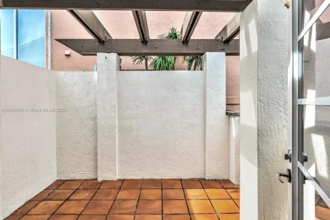 Copropriété à louer à Miami Beach, Floride: 1 chambre, 74.32 m2 № 1820435 - photo 12