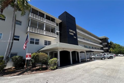Condominio en alquiler en Deerfield Beach, Florida, 1 dormitorio, 61.32 m2 № 1858160 - foto 1