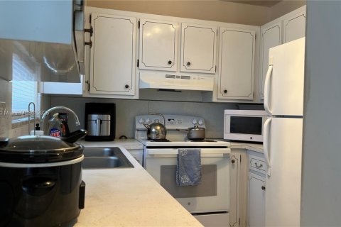 Condominio en alquiler en Deerfield Beach, Florida, 1 dormitorio, 61.32 m2 № 1858160 - foto 5