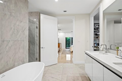 Copropriété à louer à Coral Gables, Floride: 2 chambres, 183.2 m2 № 2066407 - photo 9