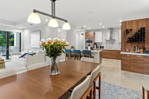 Copropriété à louer à Coral Gables, Floride: 2 chambres, 183.2 m2 № 2066407 - photo 4