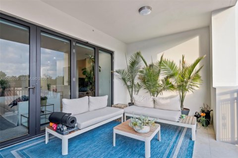 Copropriété à louer à Coral Gables, Floride: 2 chambres, 183.2 m2 № 2066407 - photo 12