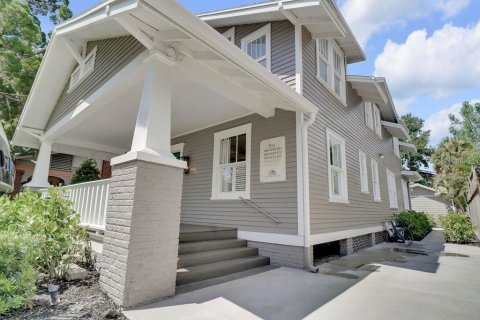Villa ou maison à vendre à Tampa, Floride: 4 chambres, 292.92 m2 № 2208992 - photo 7