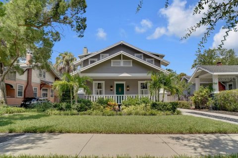 Villa ou maison à Tampa, Floride 4 chambres, 292.92 m2 № 2208992