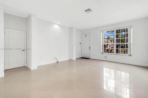 Купить кондоминиум в Мирамар, Флорида 5 спален, 184.88м2, № 2025554 - фото 6