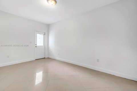 Купить кондоминиум в Мирамар, Флорида 5 спален, 184.88м2, № 2025554 - фото 8