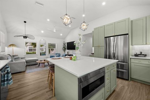 Villa ou maison à louer à Bradenton, Floride: 4 chambres, 187.57 m2 № 2403003 - photo 15