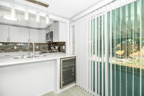 Casa en venta en Saint Petersburg, Florida, 3 dormitorios, 91.97 m2 № 2312566 - foto 9