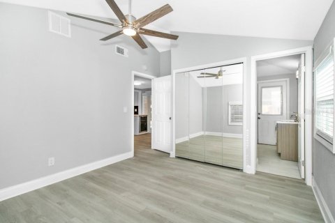 Casa en venta en Saint Petersburg, Florida, 3 dormitorios, 91.97 m2 № 2312566 - foto 16
