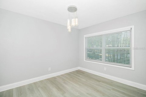 Casa en venta en Saint Petersburg, Florida, 3 dormitorios, 91.97 m2 № 2312566 - foto 19