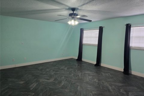 House in Ocala, Florida 3 bedrooms, 202.25 sq.m. № 1632393 - photo 24