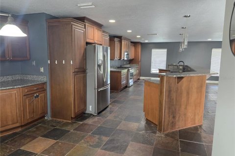 House in Ocala, Florida 3 bedrooms, 202.25 sq.m. № 1632393 - photo 9