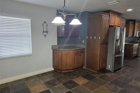 House in Ocala, Florida 3 bedrooms, 202.25 sq.m. № 1632393 - photo 10