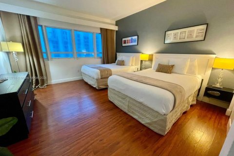 Hôtel, hôtellerie à vendre à Miami Beach, Floride: 1 chambre, 79.9 m2 № 1937560 - photo 9