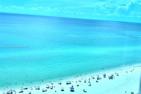 Hotel in Miami Beach, Florida 1 bedroom, 79.9 sq.m. № 1937560 - photo 6