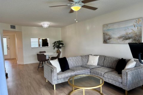 Condominio en venta en Pembroke Pines, Florida, 2 dormitorios, 100.52 m2 № 2146919 - foto 14