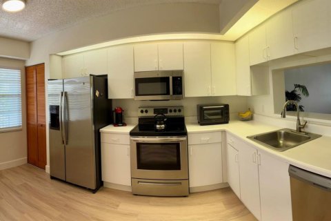 Condominio en venta en Pembroke Pines, Florida, 2 dormitorios, 100.52 m2 № 2146919 - foto 7