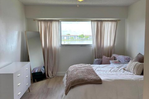 Condominio en venta en Pembroke Pines, Florida, 2 dormitorios, 100.52 m2 № 2146919 - foto 19