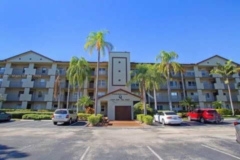 Condominio en venta en Pembroke Pines, Florida, 2 dormitorios, 100.52 m2 № 2146919 - foto 2