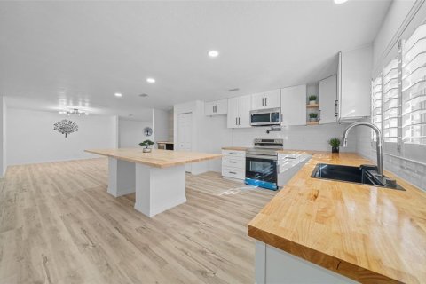 Casa en venta en Ocala, Florida, 3 dormitorios, 280.29 m2 № 1536238 - foto 24