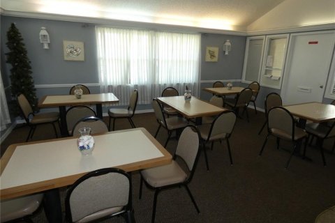 Condominio en venta en New Port Richey, Florida, 1 dormitorio, 62.43 m2 № 1653723 - foto 30