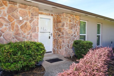 House in Longwood, Florida 3 bedrooms, 156.17 sq.m. № 2396284 - photo 9