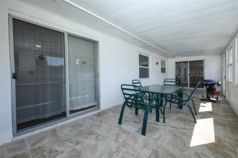House in Longwood, Florida 3 bedrooms, 156.17 sq.m. № 2396284 - photo 28