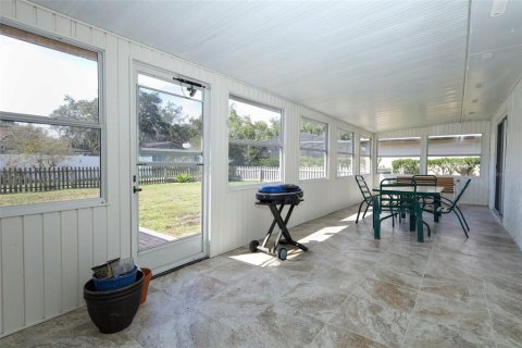 House in Longwood, Florida 3 bedrooms, 156.17 sq.m. № 2396284 - photo 27