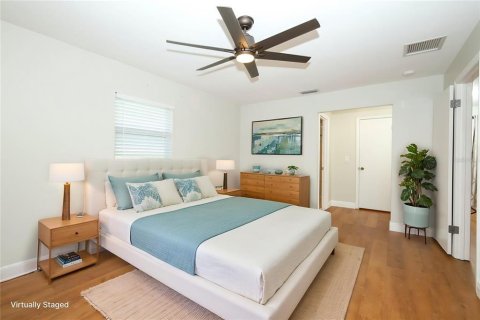House in Longwood, Florida 3 bedrooms, 156.17 sq.m. № 2396284 - photo 5