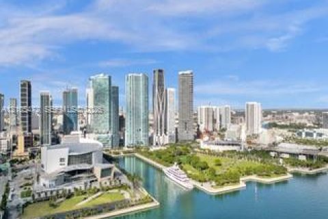 Copropriété à vendre à Miami, Floride: 1 chambre, 78.5 m2 № 2414667 - photo 18