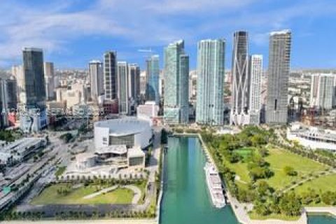 Copropriété à vendre à Miami, Floride: 1 chambre, 78.5 m2 № 2414667 - photo 3