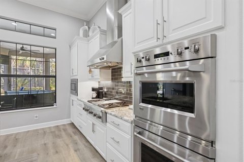 Купить виллу или дом в Лейквуд Ранч, Флорида 7 комнат, 247.4м2, № 1576191 - фото 11