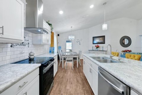 Casa en venta en Haines City, Florida, 4 dormitorios, 143.72 m2 № 2228046 - foto 12