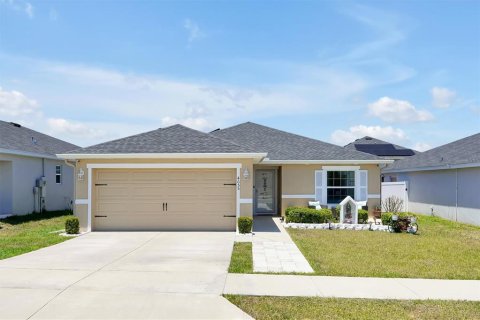 Casa en Haines City, Florida 4 dormitorios, 143.72 m2 № 2228046