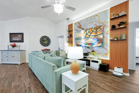 Casa en venta en Haines City, Florida, 4 dormitorios, 143.72 m2 № 2228046 - foto 8