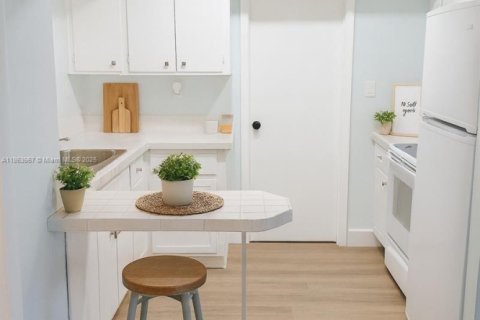 House in Tamarac, Florida 2 bedrooms, 93.09 sq.m. № 1891606 - photo 12