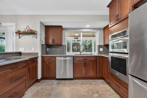 House in Hobe Sound, Florida 2 bedrooms, 166.11 sq.m. № 2246050 - photo 18