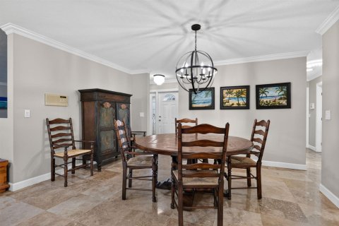 House in Hobe Sound, Florida 2 bedrooms, 166.11 sq.m. № 2246050 - photo 23