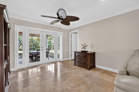 House in Hobe Sound, Florida 2 bedrooms, 166.11 sq.m. № 2246050 - photo 14