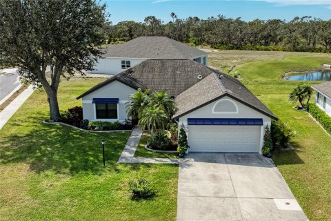 Villa ou maison à vendre à Englewood, Floride: 3 chambres, 166.85 m2 № 1515563 - photo 2