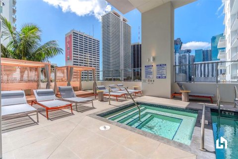 Condo in Miami, Florida, 1 bedroom  № 1861328 - photo 24