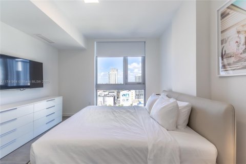 Condo in Miami, Florida, 1 bedroom  № 1861328 - photo 22